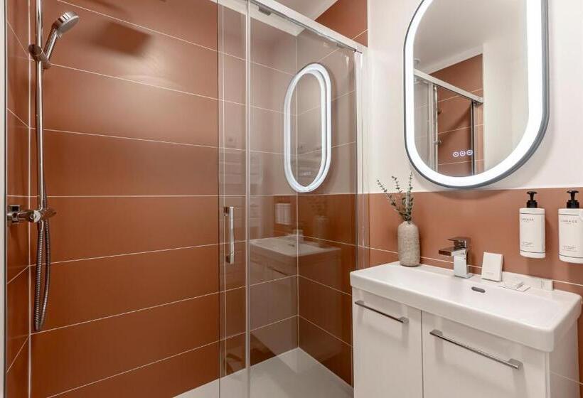 هتل Le Bastille By Sweett