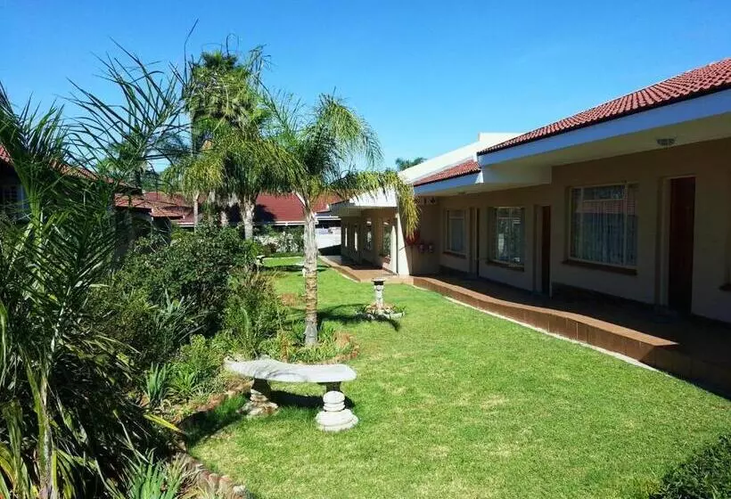 فندق Pietersburg Lodge