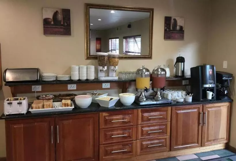 فندق Pietersburg Lodge