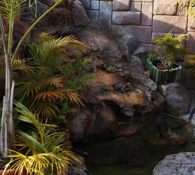 فندق Pietersburg Lodge