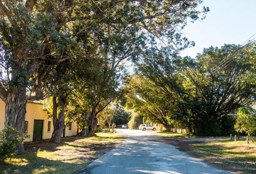 هتل Sandflats B&b Self Catering