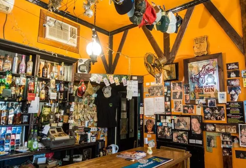 هتل Sandflats B&b Self Catering