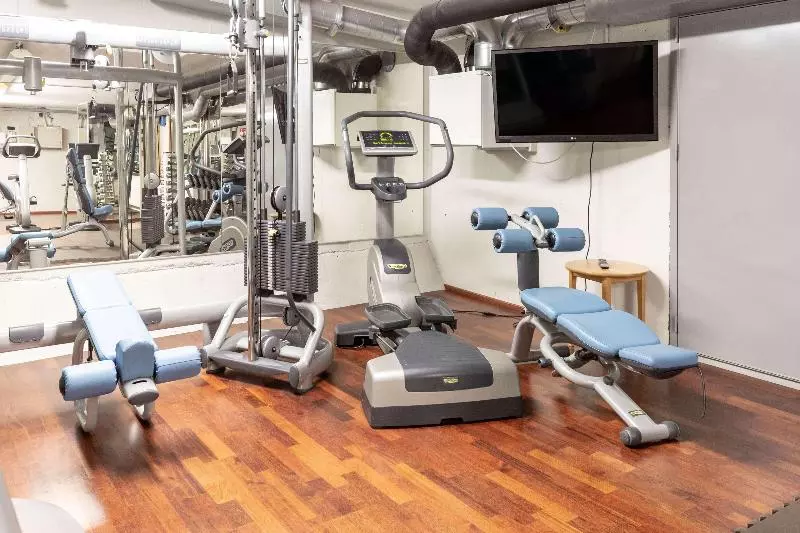 호텔 Scandic Tampere Koskipuisto