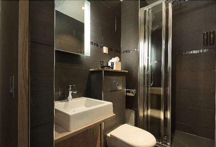 هتل Turenne Le Marais