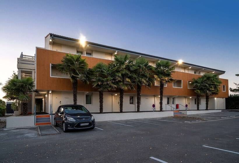 Sure Hotel By Best Western Rochefort Sur Mer