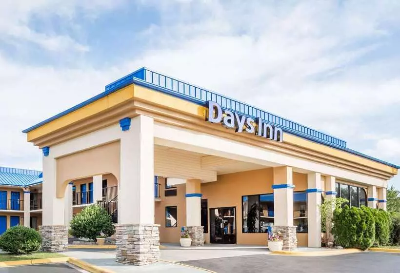 ホテル Days Inn By Wyndham Hendersonville