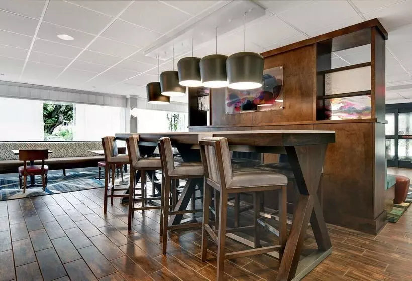 هتل Hampton Inn Charleston/mount Pleasant Patriots Point