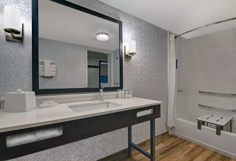 هتل Hampton Inn Charleston/mount Pleasant Patriots Point