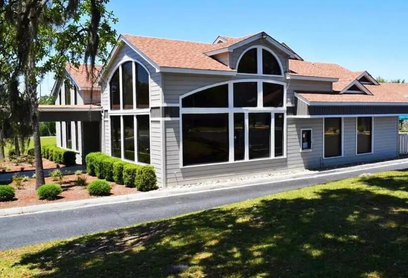 בית מלון כפרי Howard Johnson By Wyndham Beaufort/parris Island