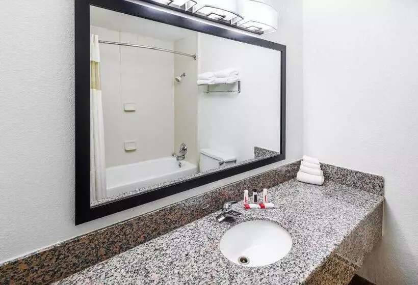 בית מלון כפרי Howard Johnson By Wyndham Beaufort/parris Island