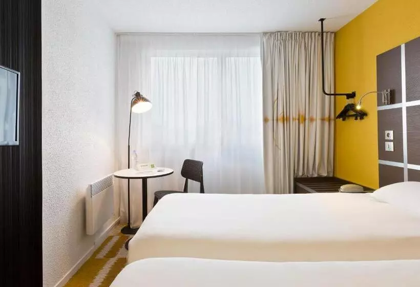 Отель Ibis Styles Massy Opéra