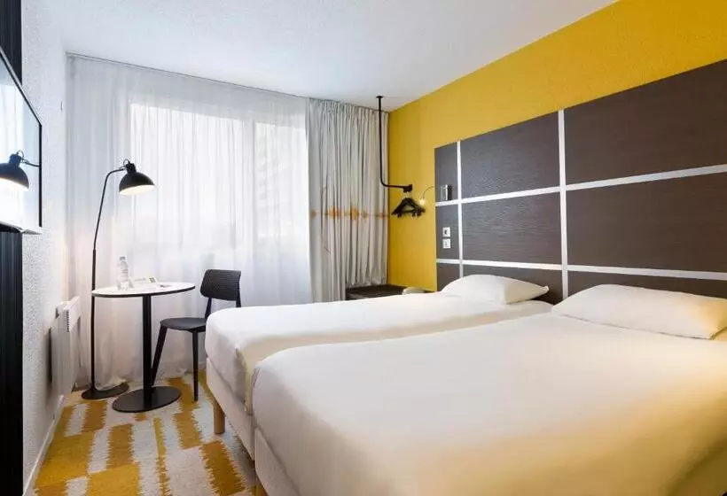 Отель Ibis Styles Massy Opéra