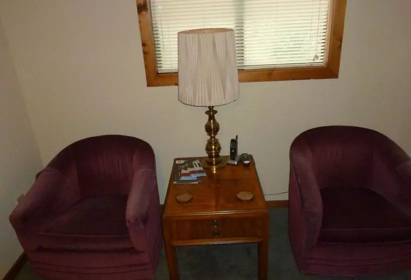 호텔 InnTown Chapel Hill