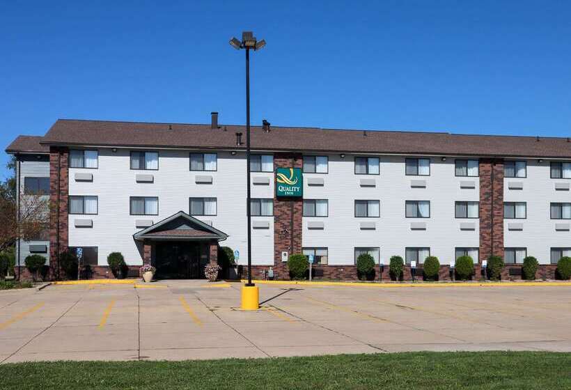 هتل Quality Inn & Suites Bloomington I 55 And I 74