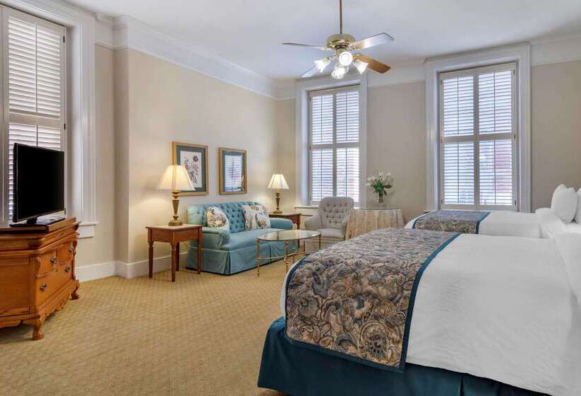 Windsor Hotel, Ascend Hotel Collection