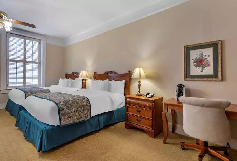 Windsor Hotel, Ascend Hotel Collection