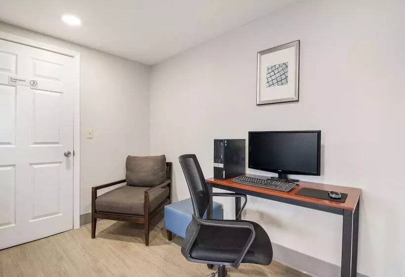 모텔 The Townhouse Inn