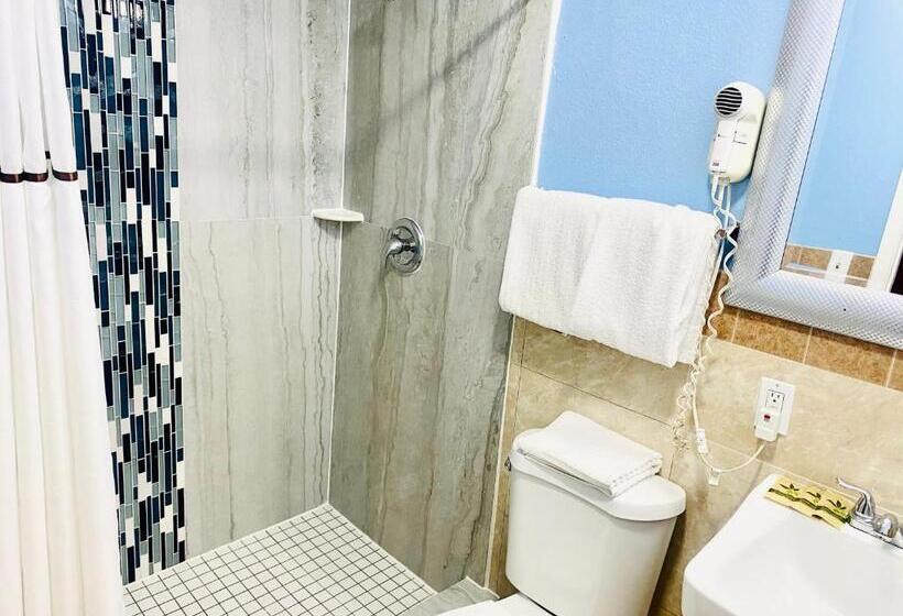 A Fisher's Inn Motel