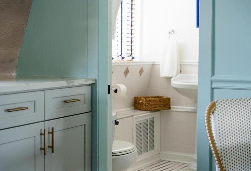 Otel The Burbank Rose Inn