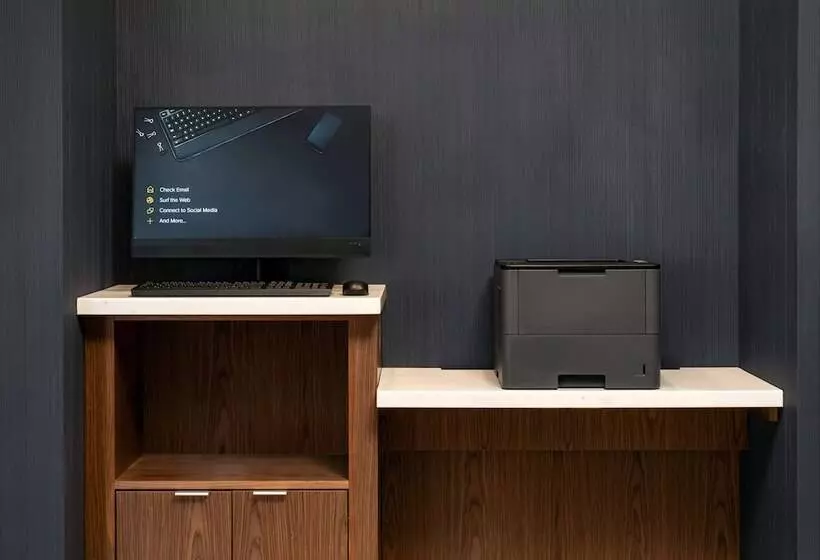 ホテル Courtyard By Marriott Palm Springs