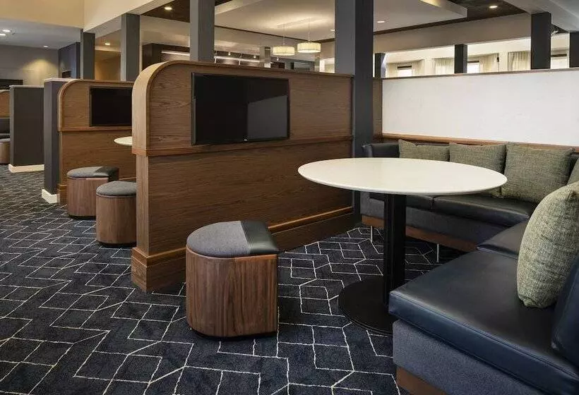 ホテル Courtyard By Marriott Palm Springs