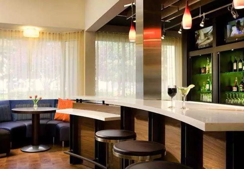 Отель Courtyard By Marriott San Mateo Foster City