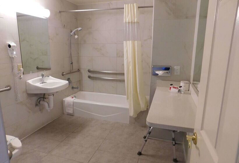 בית מלון כפרי Days Inn By Wyndham Novato/san Francisco