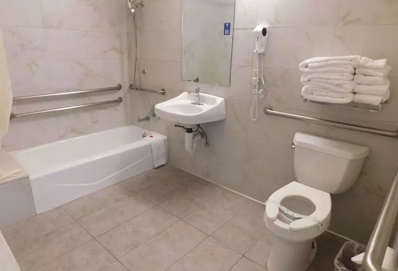 ホテル Days Inn By Wyndham Novato/san Francisco