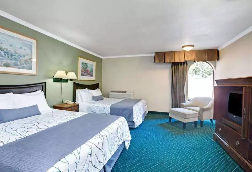 酒店 Days Inn By Wyndham San Jose Convention Center