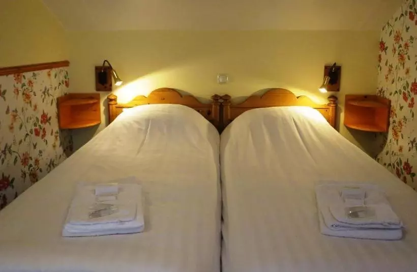 호텔 De Emauspoort