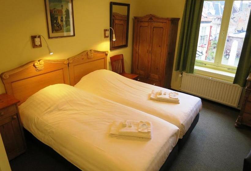 Hotelli De Emauspoort