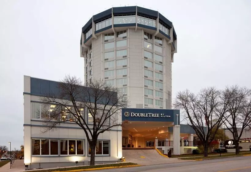 Doubletree By Hilton Hotel Jefferson City