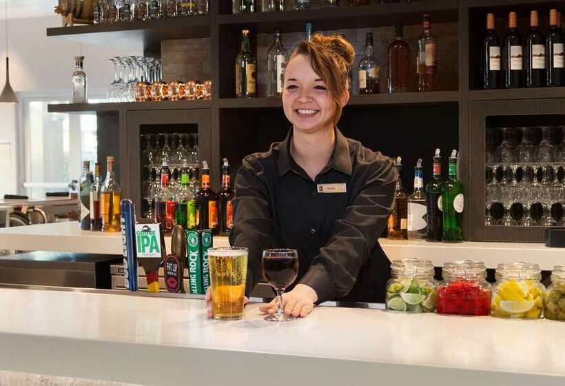 هتل Embassy Suites By Hilton Monterey Bay Seaside