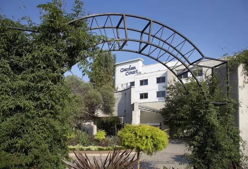 هتل Garden Court Eastgate