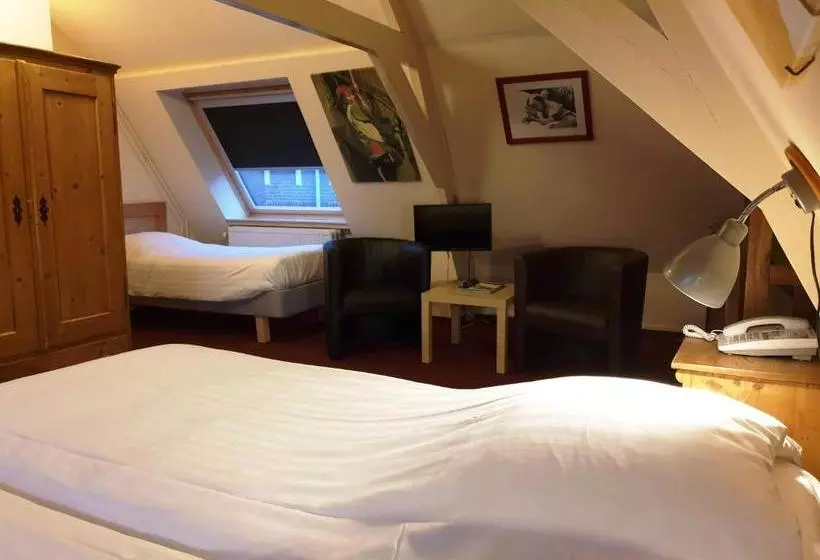 호텔 De Emauspoort