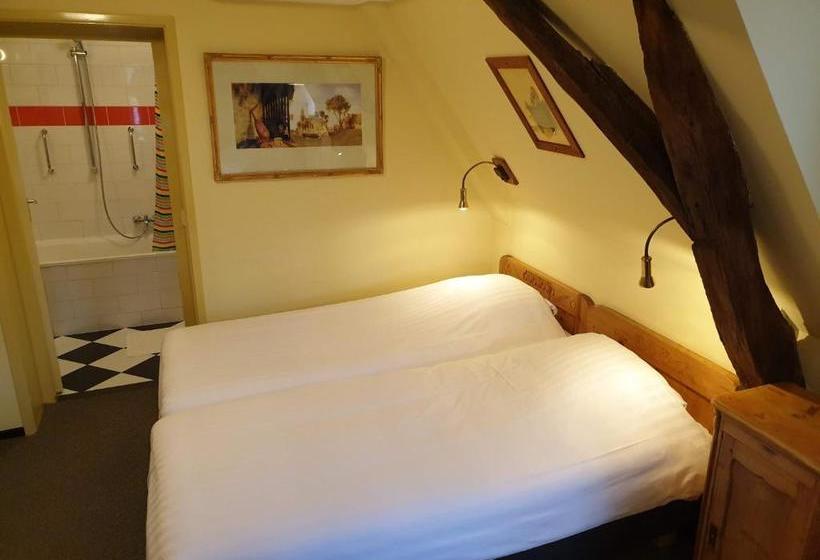 Hotelli De Emauspoort