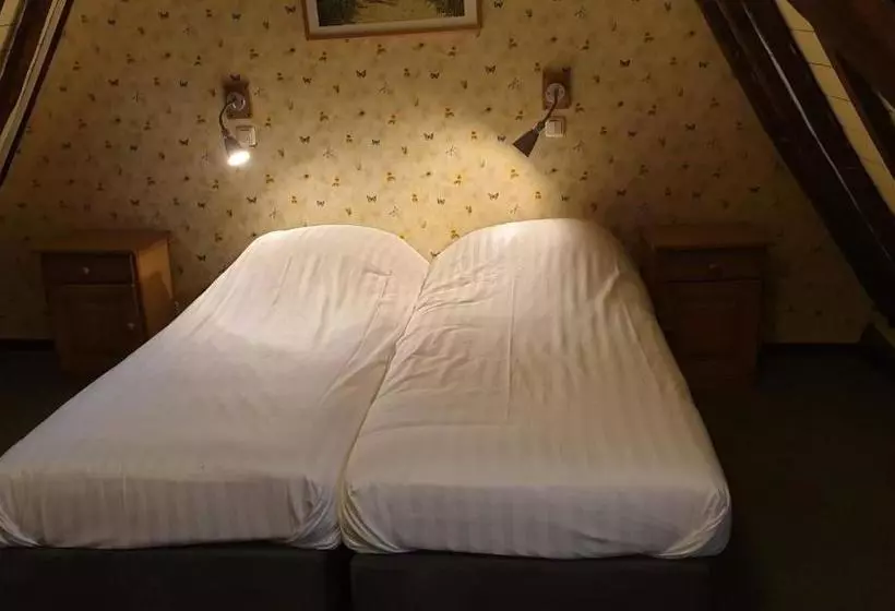 호텔 De Emauspoort