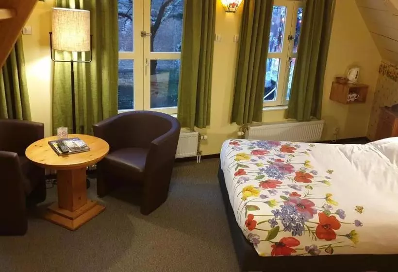 호텔 De Emauspoort