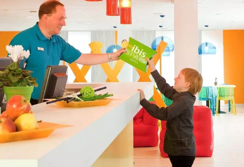 ホテル Ibis Styles Duesseldorf Neuss