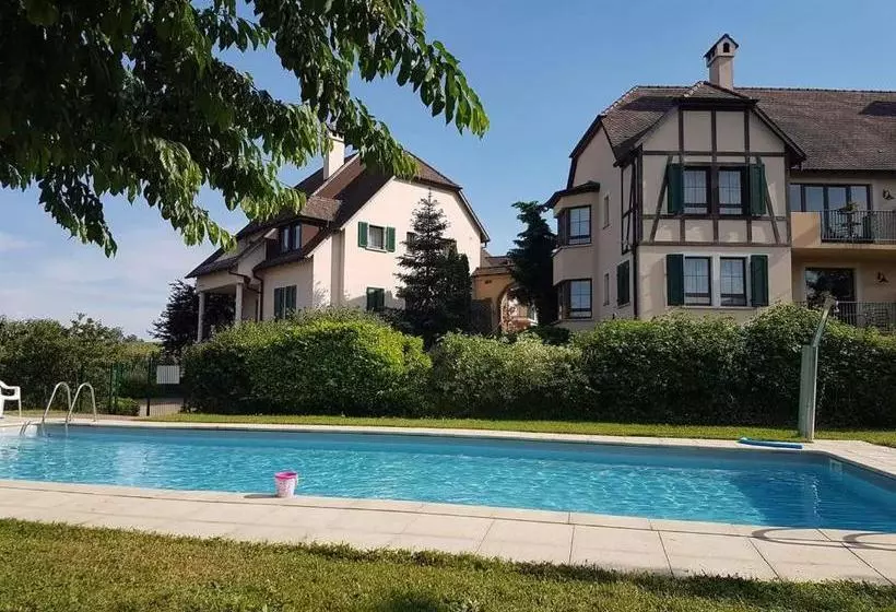 ホテル Kanzel Residence Et Suite