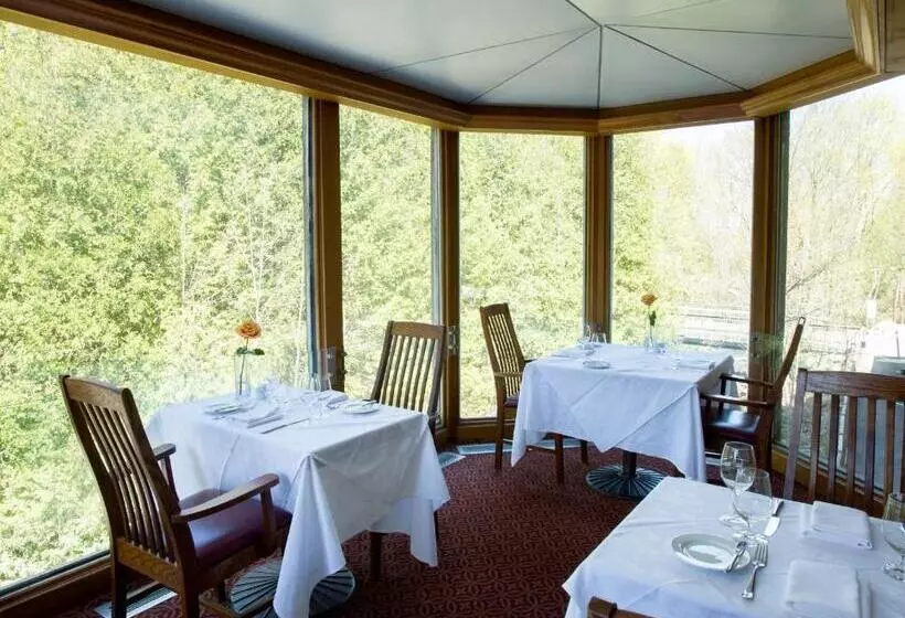 호텔 Millcroft Inn & Spa