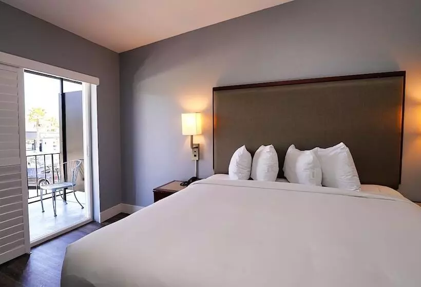 酒店 Seaside Inn & Suites