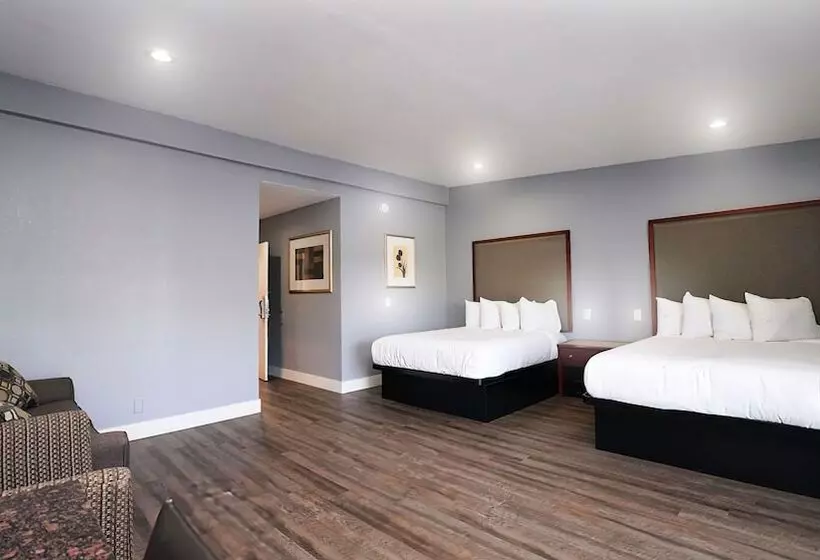 酒店 Seaside Inn & Suites