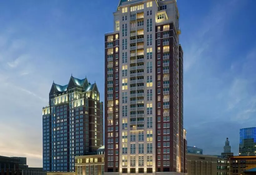 Отель Omni Providence