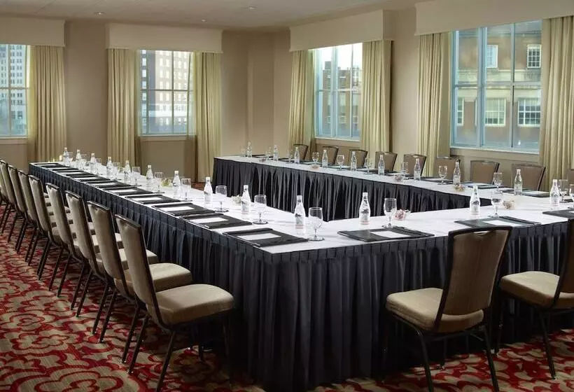 Отель Omni Providence