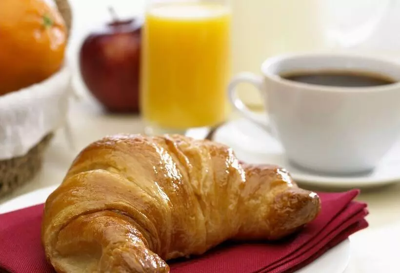 Отель Omni Providence