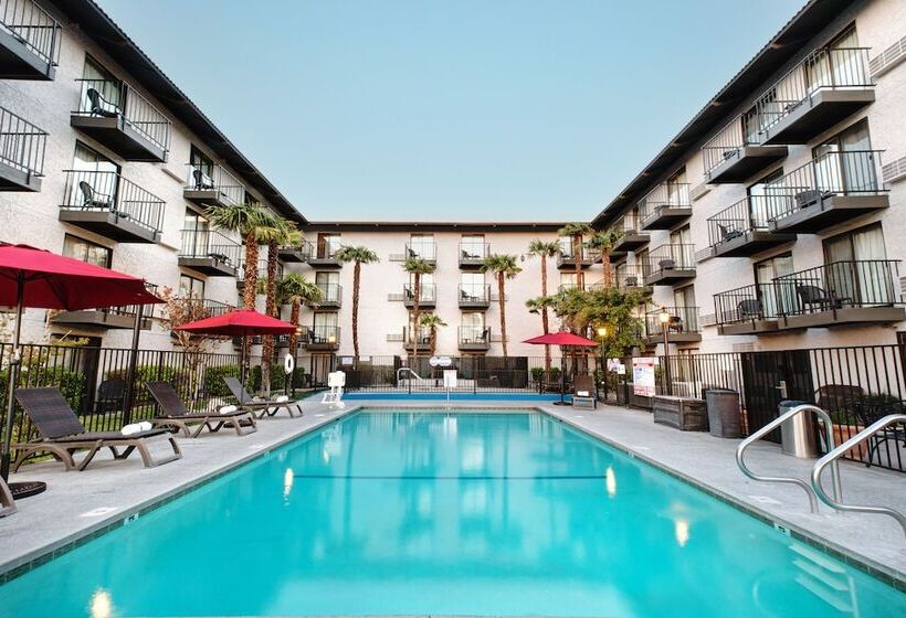 فندق Oxford Suites Lancaster