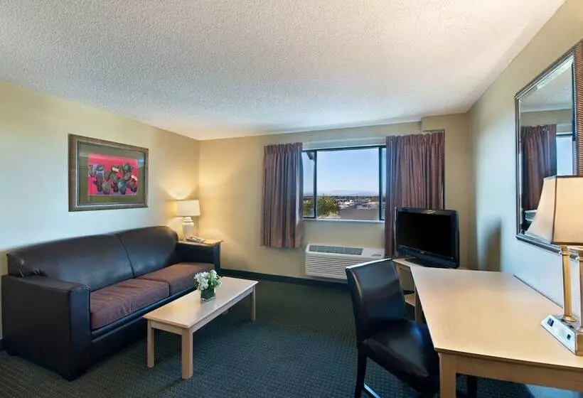 ホテル Oxford Suites Lancaster