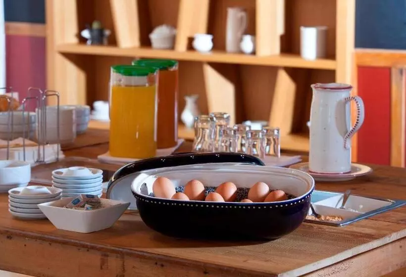 Keramikhotel Goldener Brunnen