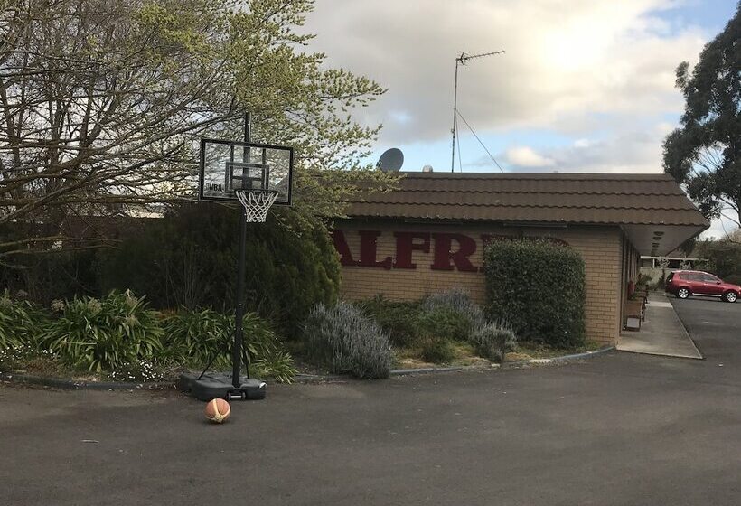 酒店 Alfred Motor Inn
